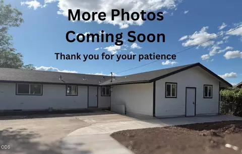 7831 Division Rd, White City, OR 97503