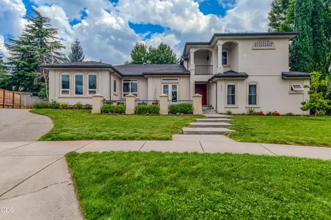 2401 Fox Run, Medford, OR 97504