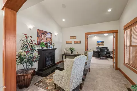 Other - 225 Echo Way, Eagle Point, OR 97524 photo 2 of 10