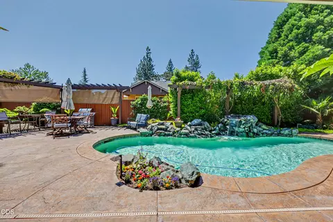 Exterior - 225 Echo Way, Eagle Point, OR 97524 photo 10 of 22