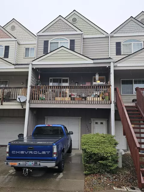 3409 Sonny Ln, White City, OR 97503