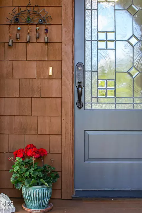 Entry Way - 19377 Brookside Way, Bend, OR 97702 photo 1 of 2