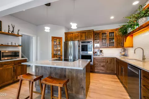 Kitchen - 19377 Brookside Way, Bend, OR 97702 photo 3 of 3