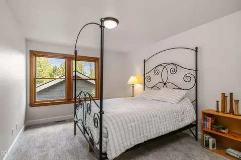 Bedroom - 19377 Brookside Way, Bend, OR 97702 photo 2 of 2