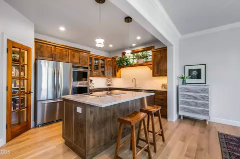 Kitchen - 19377 Brookside Way, Bend, OR 97702 photo 2 of 3