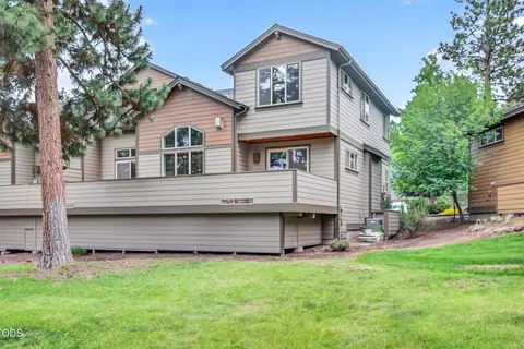 2723 NW Havre Ct, Bend, OR 97703