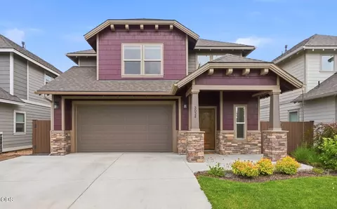 3024 NE Flagstone Ave, Bend, OR 97701