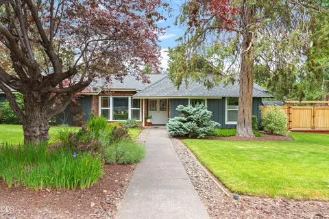 1212 NE Revere Ave, Bend, OR 97701