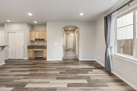 Entry Way - 21332 Oconnor Way, Bend, OR 97701 photo 2 of 5