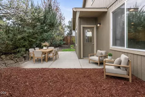 Exterior - 21332 Oconnor Way, Bend, OR 97701 photo 7 of 8