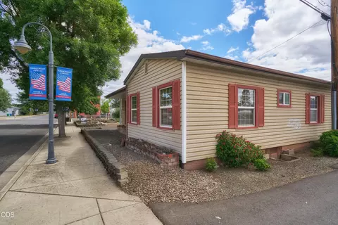 Other - 11 S Platt Ave, Eagle Point, OR 97524 photo 1 of 11