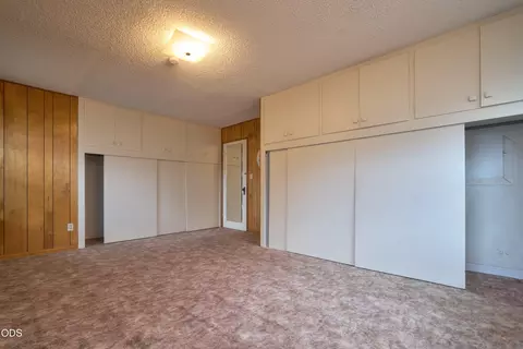 Bedroom - 11 S Platt Ave, Eagle Point, OR 97524 photo 2 of 2