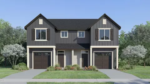 3537 NW 7th St, Redmond, OR 97756