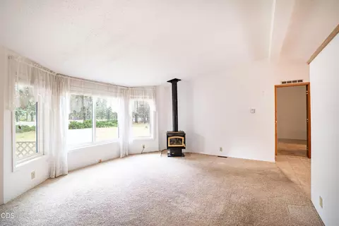 60245 Lakeview Dr, Bend, OR 97702 photo 3