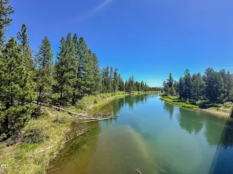 16575 Stage Stop Dr, Bend, OR 97707 photo 6