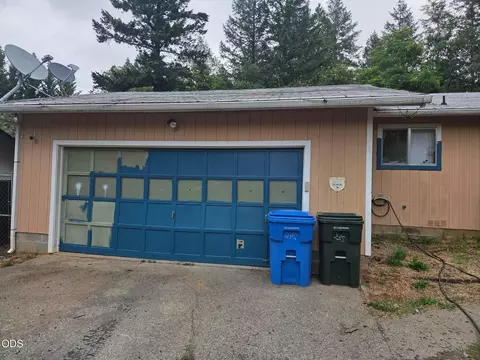 Exterior - 235 Shadowbrook Dr, Cave Junction, OR 97523 photo 3 of 3