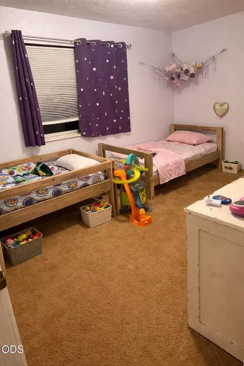 Bedroom - 235 Shadowbrook Dr, Cave Junction, OR 97523 photo 1 of 1