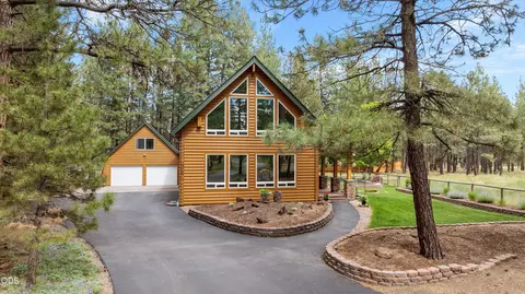 14879 Chuckwagon Ct, Sisters, OR 97759