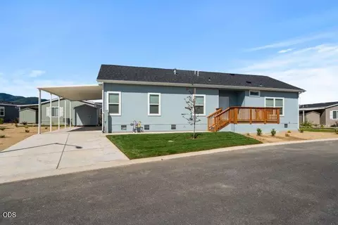 300 Luman Rd #181, Phoenix, OR 97535