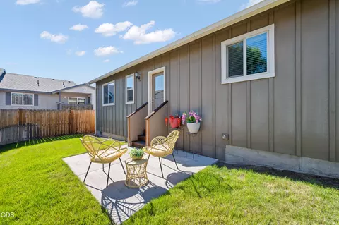 Exterior - 21301 Oconnor Way, Bend, OR 97701 photo 7 of 11