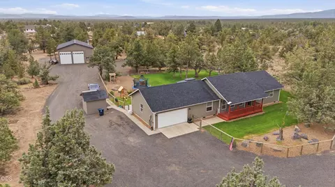 4444 NE 40th St, Redmond, OR 97756