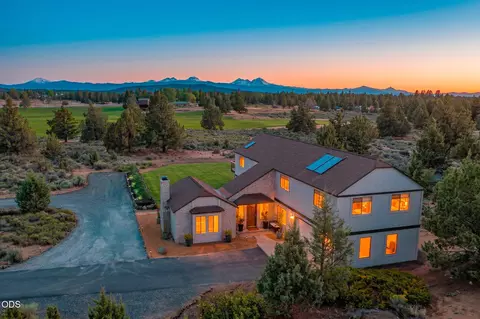 21770 Eastmont Dr, Bend, OR 97701