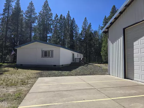 151511 Hackamore Ln, La Pine, OR 97739 photo 3