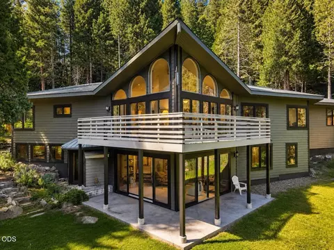 24041 Highway 140, Eagle Point, OR 97524