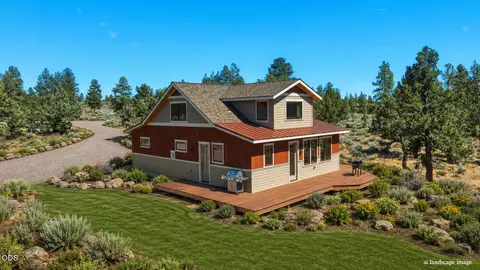 16670 Jordan Rd, Sisters, OR 97759