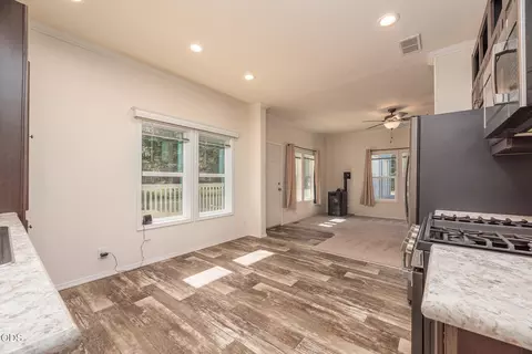 52745 Rainbow Dr, La Pine, OR 97739 photo 10