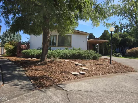714 Mindy Sue, Medford, OR 97501