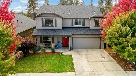 21245 SE Golden Market Ln, Bend, OR 97702