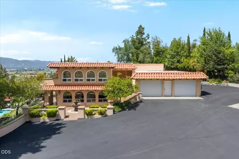 3752 Devils Garden Rd, Medford, OR 97504