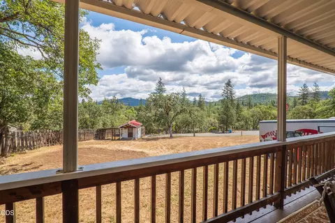130 Kitty Dr, Eagle Point, OR 97524 photo 24