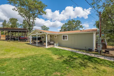 130 Kitty Dr, Eagle Point, OR 97524 photo 4