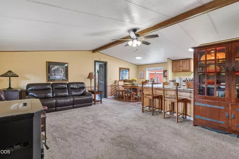 130 Kitty Dr, Eagle Point, OR 97524 photo 7