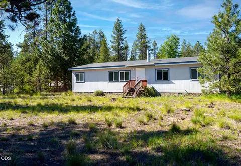 17044 Whittier Dr, Bend, OR 97707