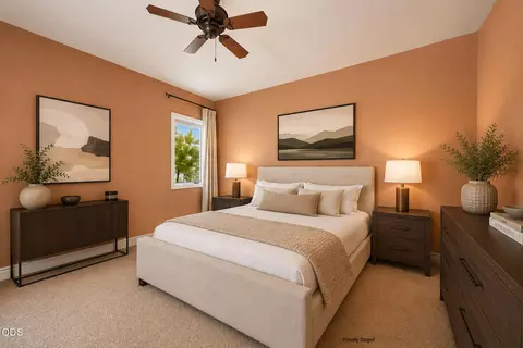 Bedroom - 19372 Seaton Loop, Bend, OR 97702 photo 1 of 7
