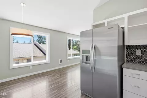 Dining - 980 SE Centennial, Bend, OR 97702 photo 1 of 1