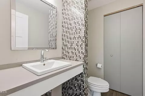 Bath - 980 SE Centennial, Bend, OR 97702 photo 1 of 2