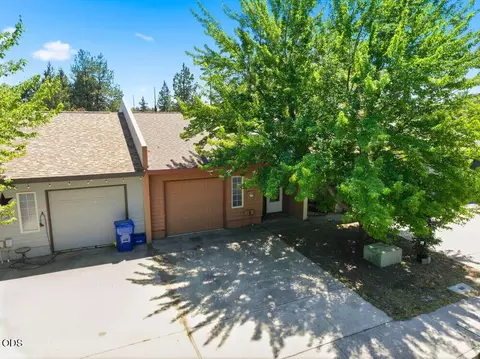 Exterior - 980 SE Centennial, Bend, OR 97702 photo 3 of 6