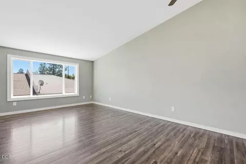Living - 980 SE Centennial, Bend, OR 97702 photo 6 of 6