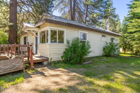 228 E Schonchin St, Chiloquin, OR 97624