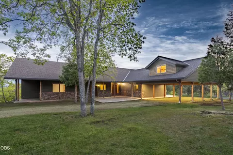 22494 Jefferson Rd, Ashland, OR 97520