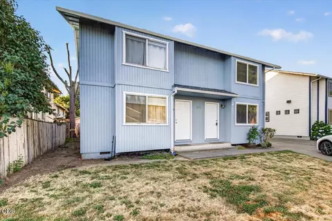 Exterior - 211 W Bolz Rd, Phoenix, OR 97535 photo 3 of 8