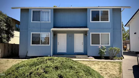 231 W Bolz Rd, Phoenix, OR 97535