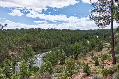 19717 SW Mount Bachelor Dr UNIT 614, Bend, OR 97702