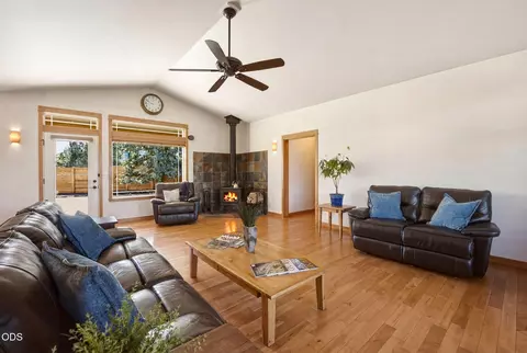 Living - 20825 Rorick Dr, Bend, OR 97701 photo 2 of 2