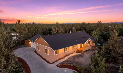 20825 Rorick Dr, Bend, OR 97701