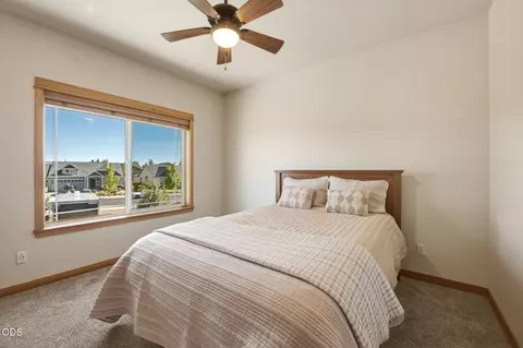 Bedroom - 20825 Rorick Dr, Bend, OR 97701 photo 4 of 7